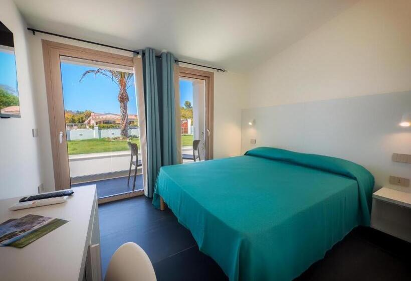 Номер Superior Вид на Сад, Palm Beach Resort