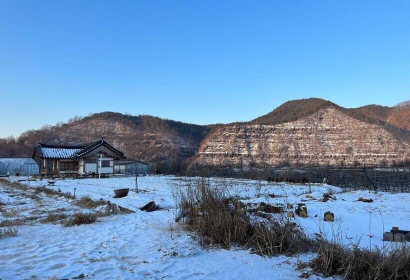 四人标准间, Yeongyang Youyoudang Dockchae Hanok