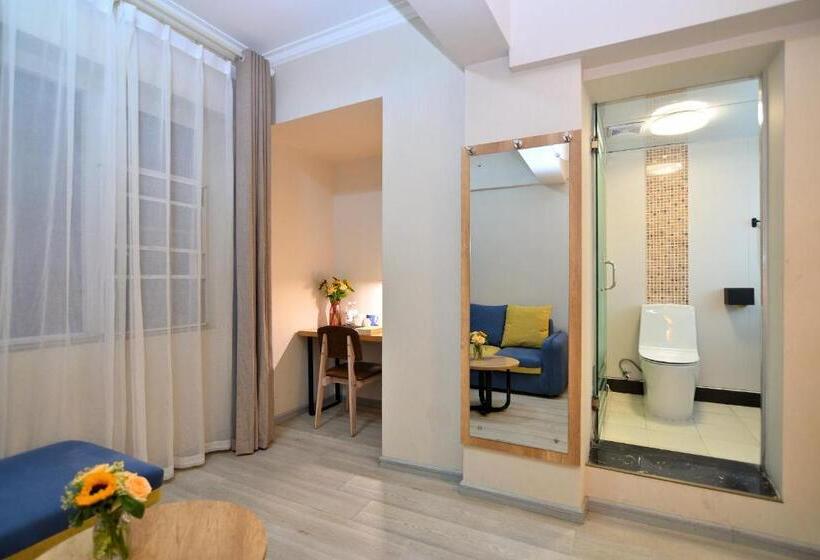 高级大房间, Yilong Yitang Hotel Kunming Railway Station Joy City Center