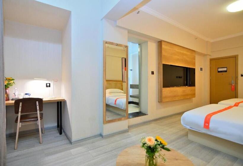 Номер Superior, Yilong Yitang Hotel Kunming Railway Station Joy City Center