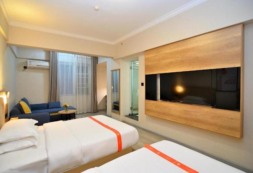 Номер Superior, Yilong Yitang Hotel Kunming Railway Station Joy City Center