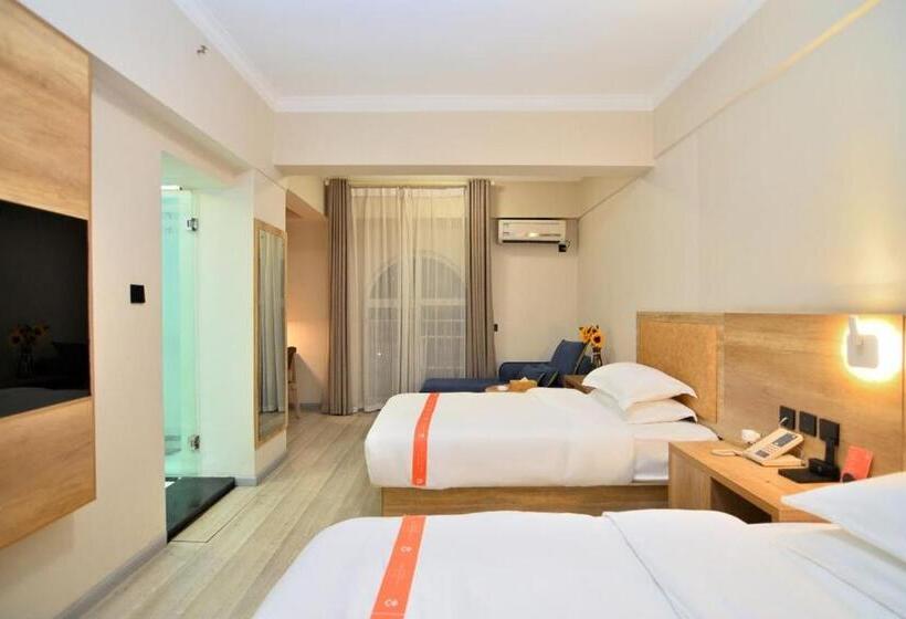 高级家庭房间, Yilong Yitang Hotel Kunming Railway Station Joy City Center