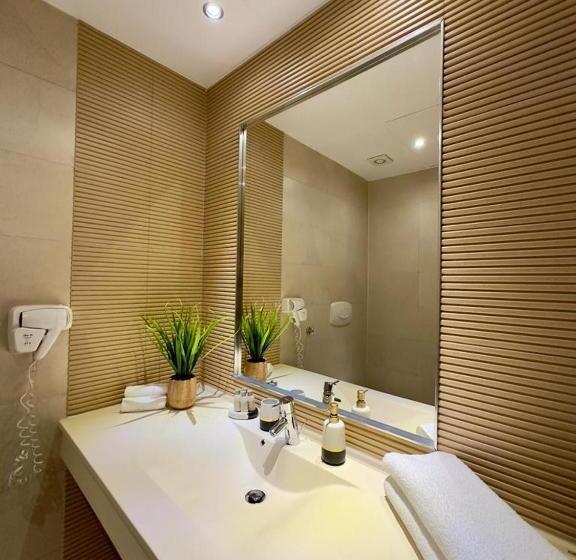 استودیوی استاندارد, Deluxe Apartments & Studio With Many Facilities