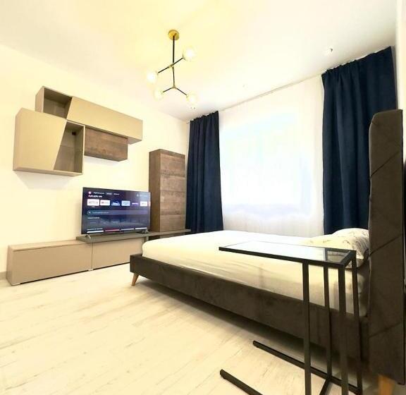 استودیوی استاندارد, Deluxe Apartments & Studio With Many Facilities