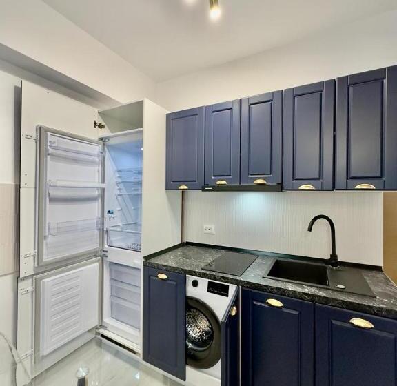 استودیوی استاندارد, Deluxe Apartments & Studio With Many Facilities