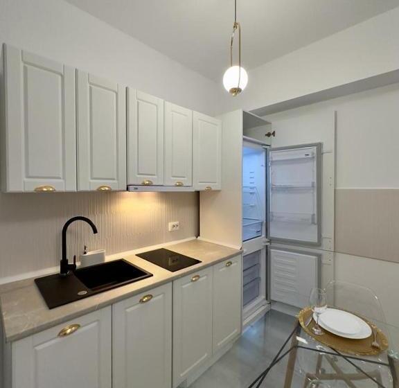 استودیوی استاندارد, Deluxe Apartments & Studio With Many Facilities