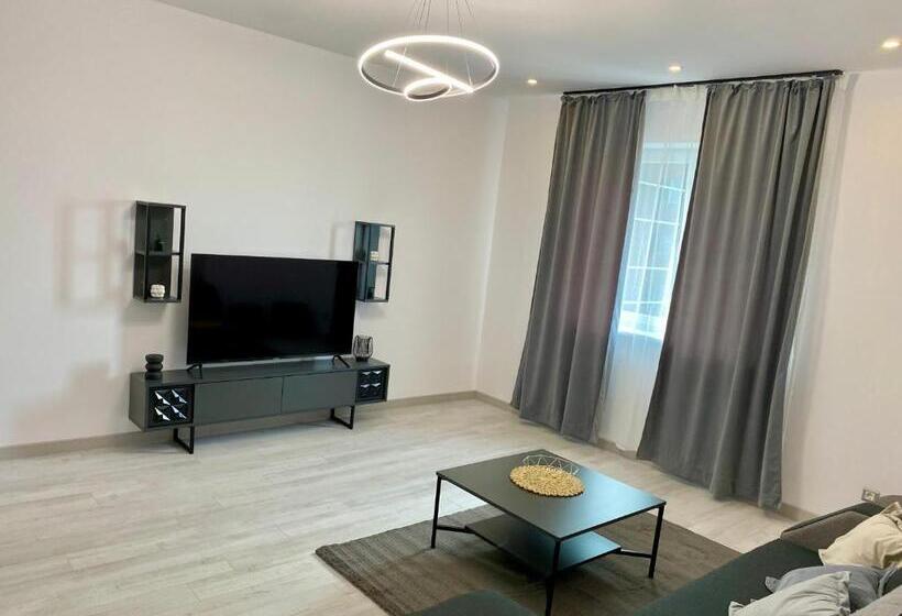 آپارتمان لوکس 1 خوابه, Deluxe Apartments & Studio With Many Facilities