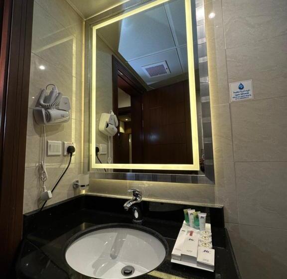 キングサイズベッドのデラックスルーム, فندق وست لاند