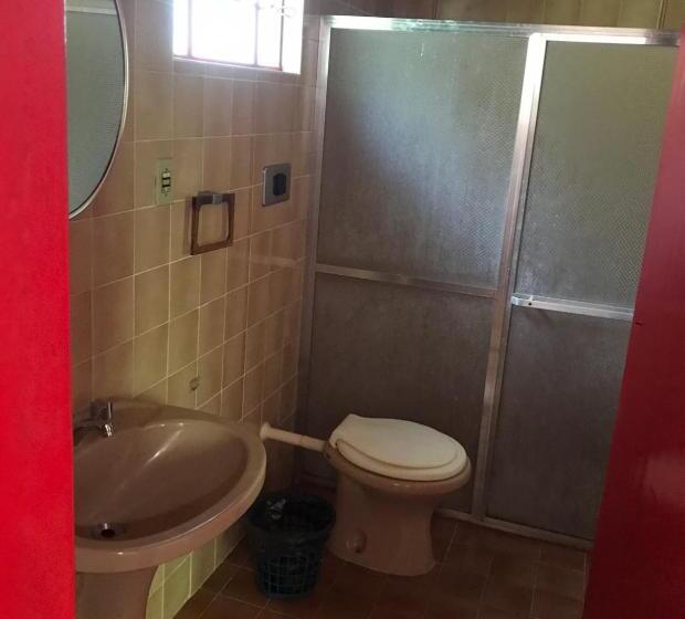 标准三人间, Espaço Jequitibá