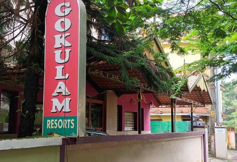 스탠다드 룸 킹사이즈 침대, Gokulam Reosrts