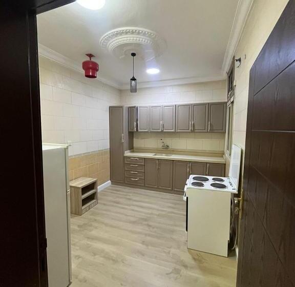 חדר סופריור עם מיטת קינג, Nuzhat Al Naseem