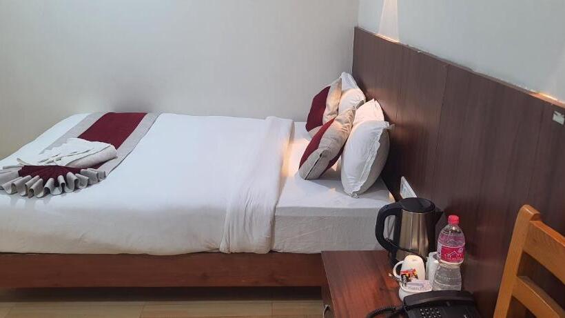 اتاق اکونومی, Sandalwood