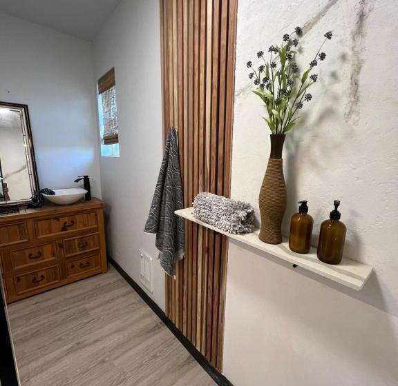 خانه 1 خوابه, Sweet Hill Top Townhouse