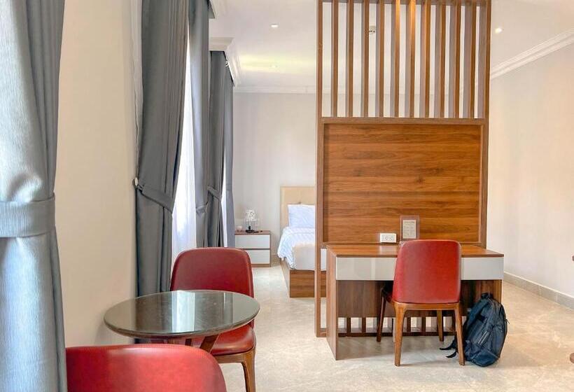 استودیوی لوکس, Linda Hotel Sunset Town Phu Quoc