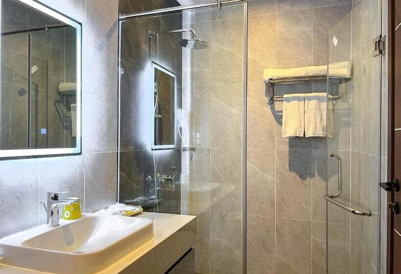 اتاق لوکس خانوادگی, Linda Hotel Sunset Town Phu Quoc