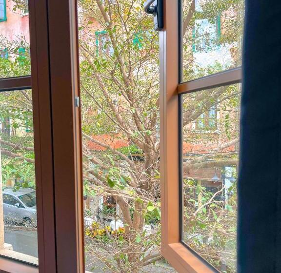 اتاق لوکس خانوادگی, Linda Hotel Sunset Town Phu Quoc