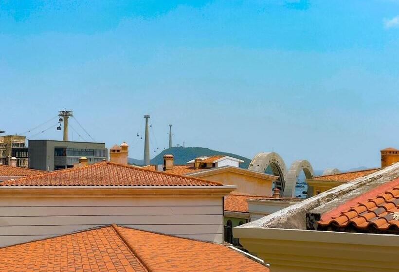 استودیوی استاندارد با چشمانداز دریا, Linda Hotel Sunset Town Phu Quoc