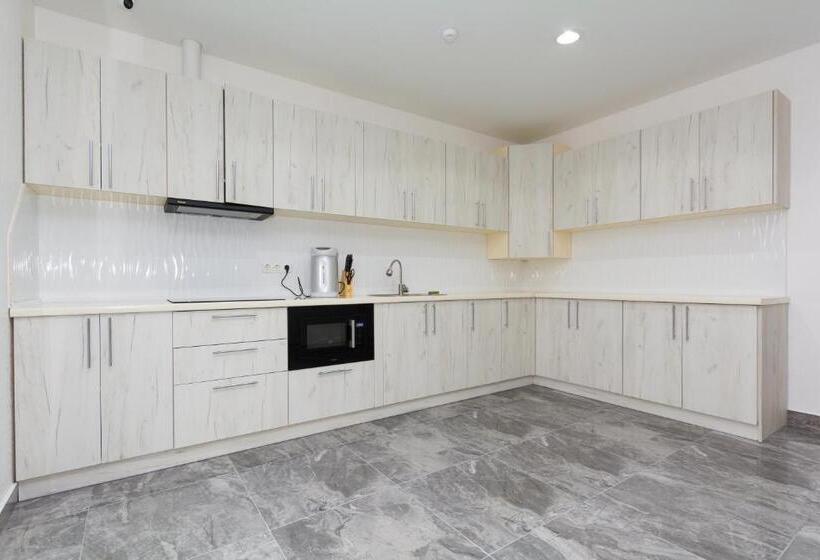 اتاق استاندارد, Agata Breeze