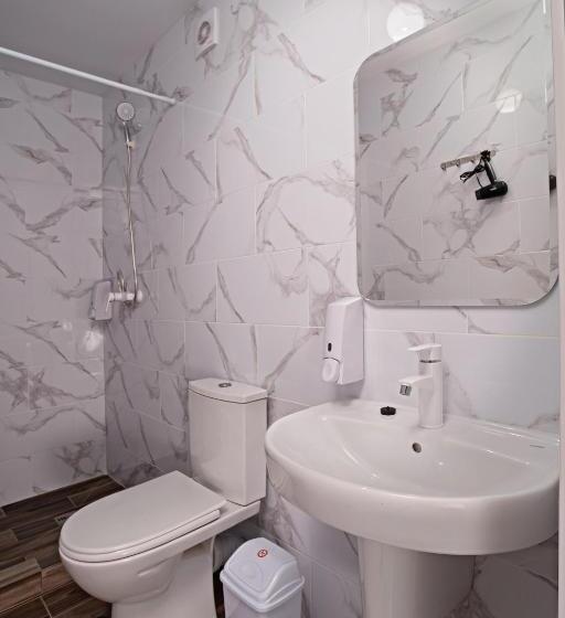 اتاق راحتی سه تخته, Agata Breeze