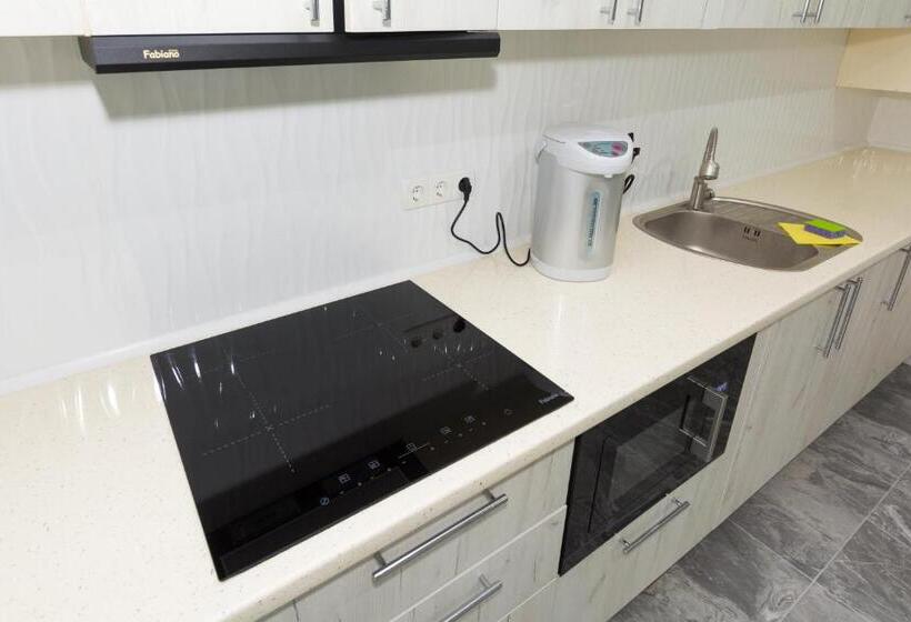 اتاق استاندارد با چشمانداز استخر, Agata Breeze