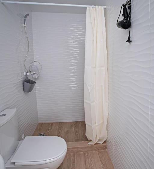 اتاق لوکس چهار تخته, Agata Breeze