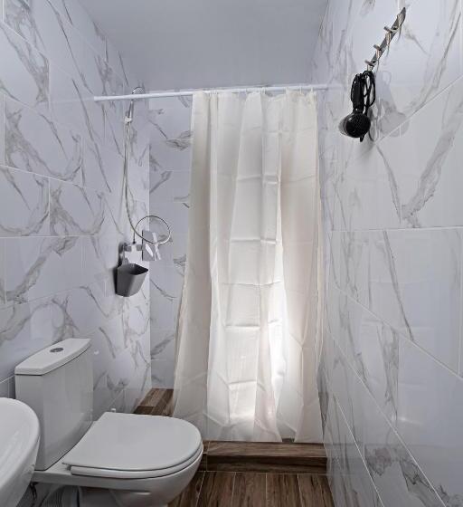 اتاق لوکس چهار تخته, Agata Breeze