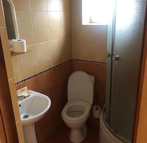 Habitación Deluxe con Balcón, Avrora