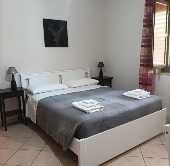 חדר סטנדרט לשלושה עם טרסה, Tenuta Vitale   Azienda Agricola Multifunzionale