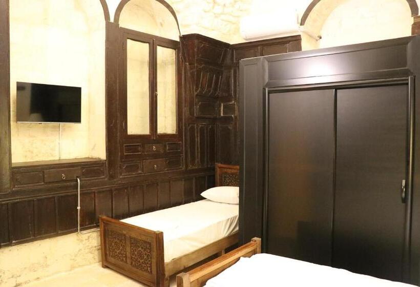 اتاق استاندارد سه نفره, çi̇ftehan Buti̇k Otel