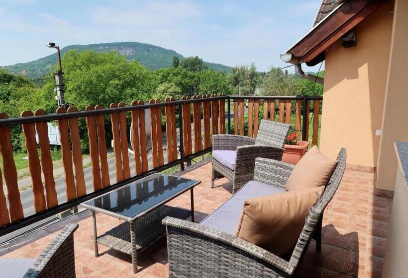 スタンダードルーム, Csanádi Bor  és Vendégház