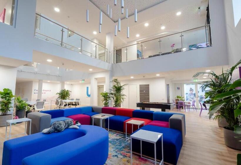 Standart Stüdyo, Premium Studio Sparkford House