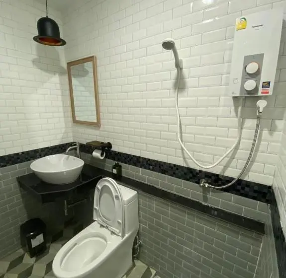 デラックスルーム, Piumsuk Villa
