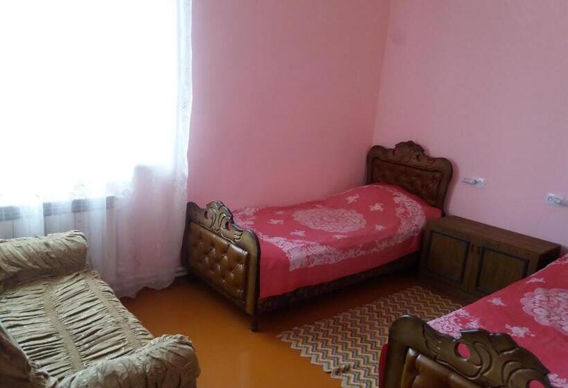 غرفة قياسية مطلة على الجبل, Ashot & Gohar B&b