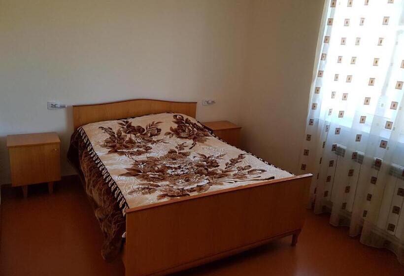 غرفة قياسية, Ashot & Gohar B&b