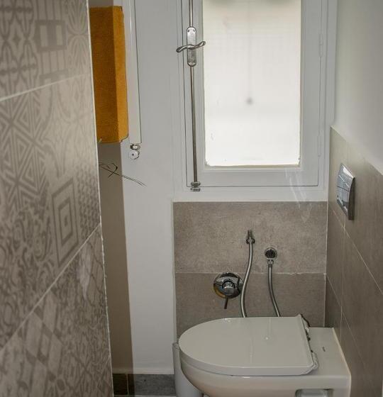 اتاق استاندارد, Dar Esma