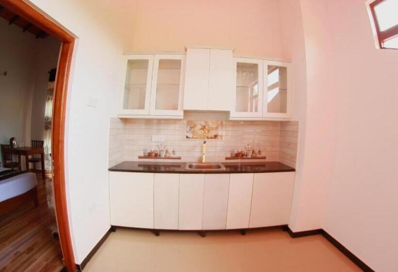 חדר סטנדרט, Grand Residence