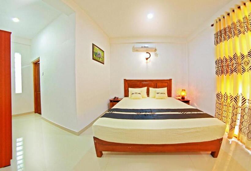 חדר סטנדרט לשלושה, Grand Residence