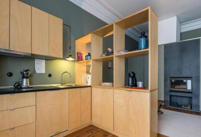 اتاق لوکس با بالکن, Oporto City Flats   Casa Da Picaria