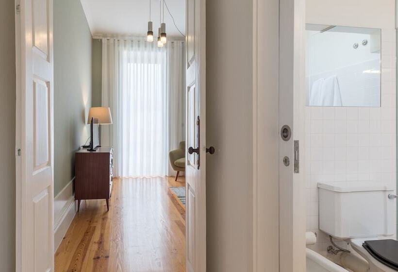 اتاق لوکس با بالکن, Oporto City Flats   Casa Da Picaria