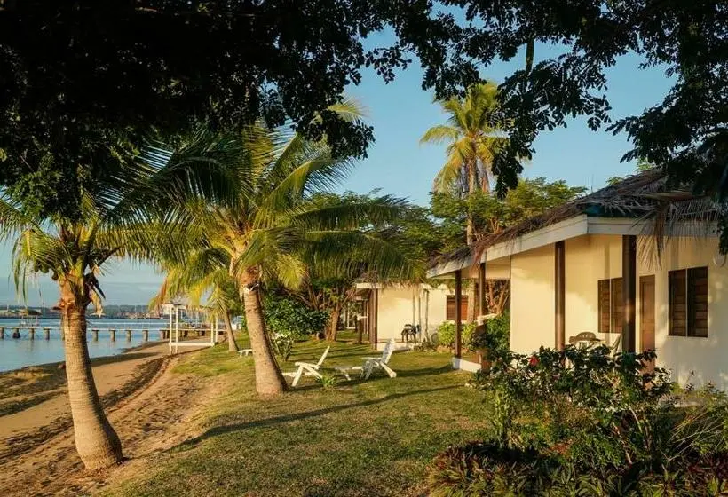 Perhehuone Merinäkymä, Belo Vula Island Resort Limited