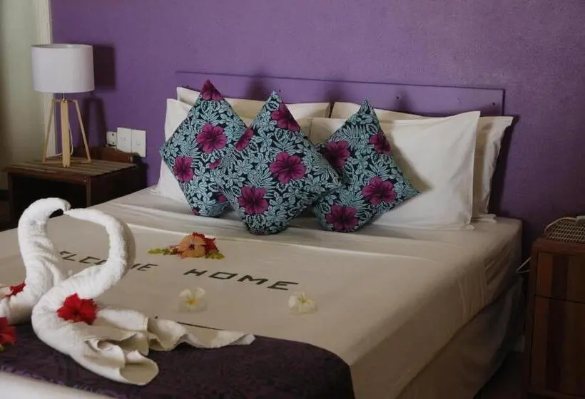 Perhehuone Puutarhanäkymä, Belo Vula Island Resort Limited