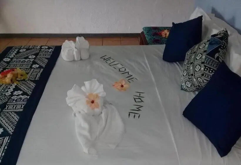 Perhehuone Puutarhanäkymä, Belo Vula Island Resort Limited