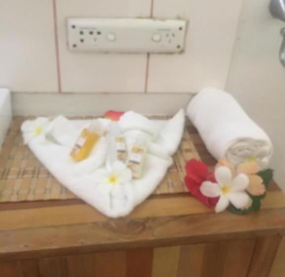 اتاق استاندارد یک نفره, Belo Vula Island Resort Limited