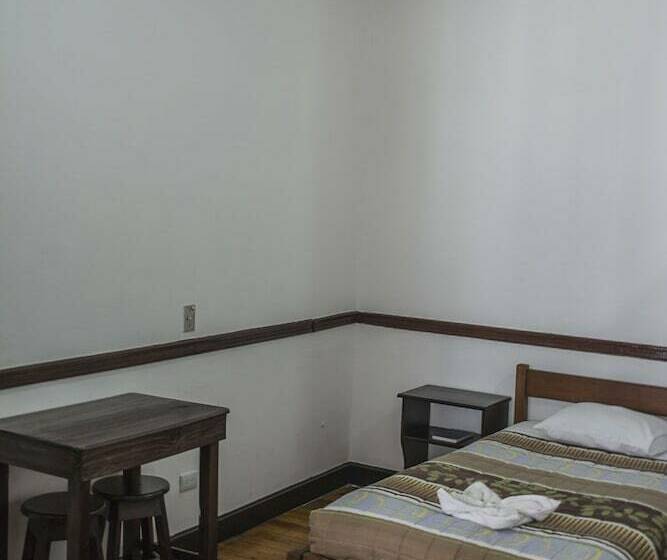 اتاق استاندارد, Ajau Colonial