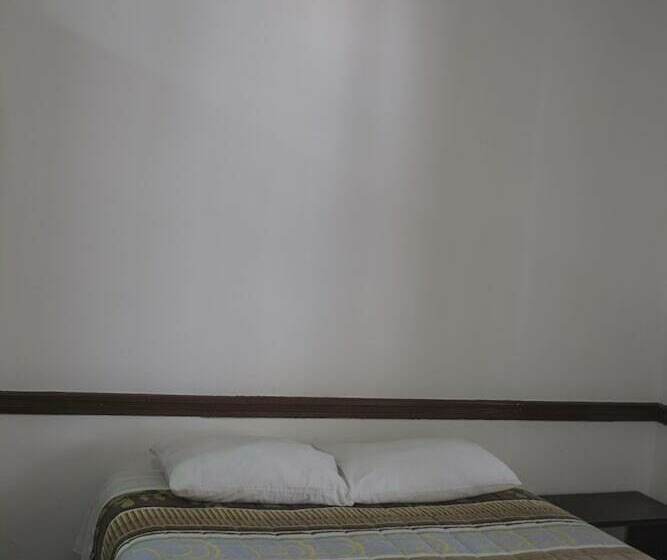 اتاق استاندارد, Ajau Colonial