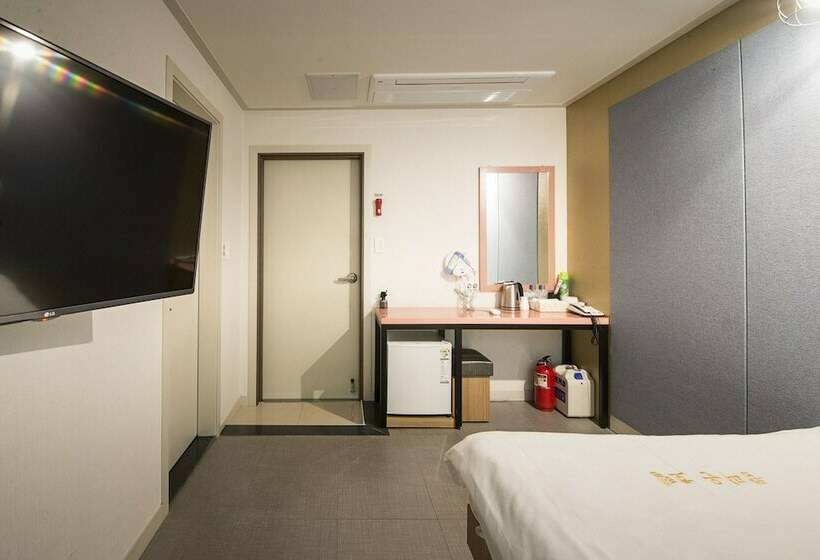 Номер Стандарт, Champion