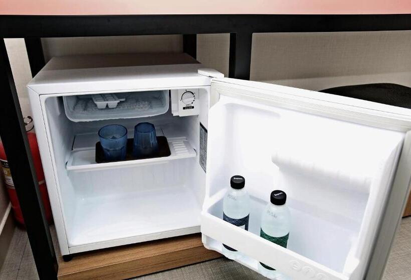 Номер Стандарт, Champion