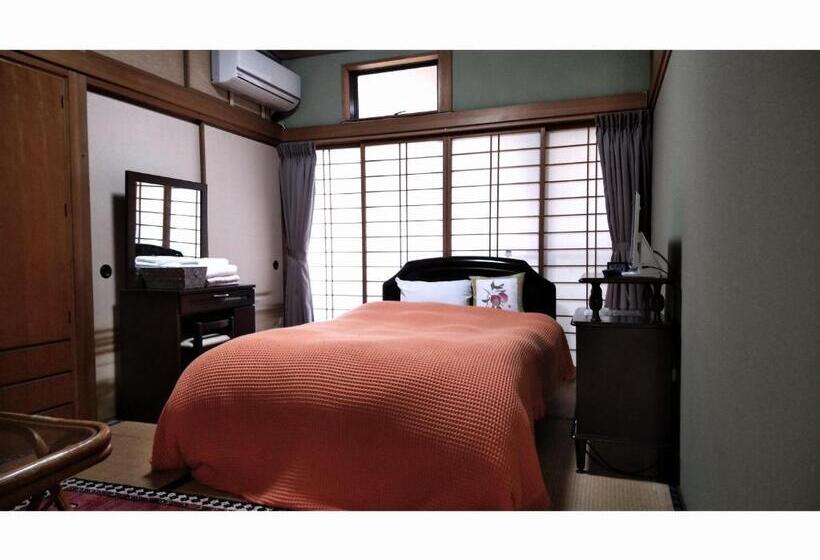 اتاق استاندارد یک نفره, Hitoyoshi Morinohall Ladies In  Female Only