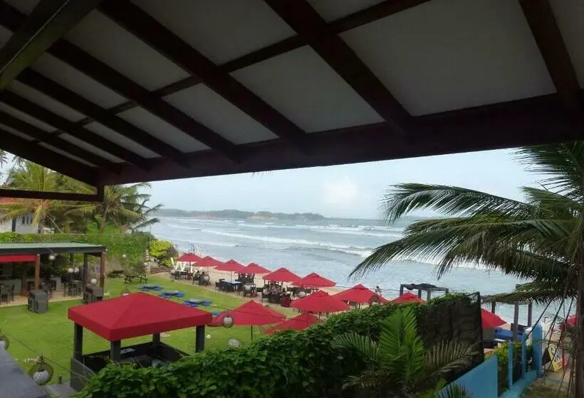 اتاق لوکس, Samaru Beach House
