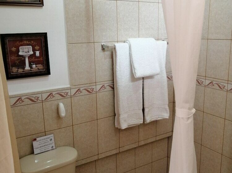 חדר סטנדרט, Novohostal B&b